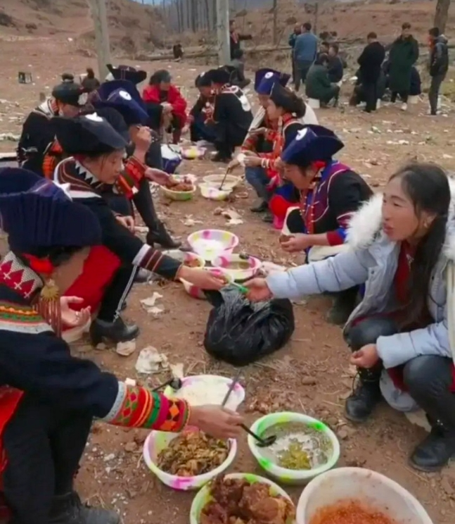 地狱难度的大凉山扶贫，第三阶段攻坚战的任务是教吃饭