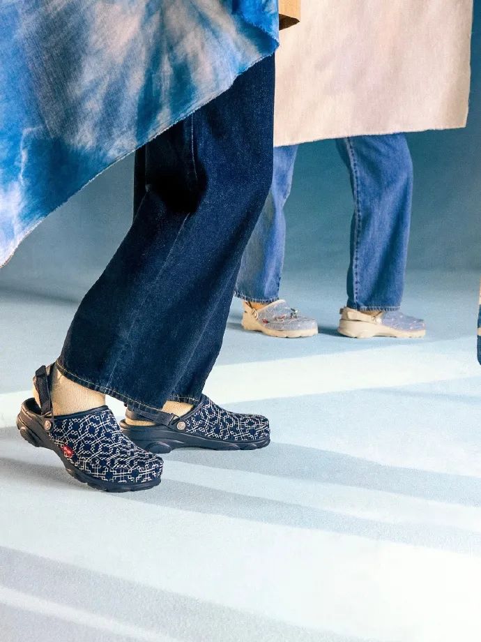 为什么大街上穿牛仔裤的人越来越少了？