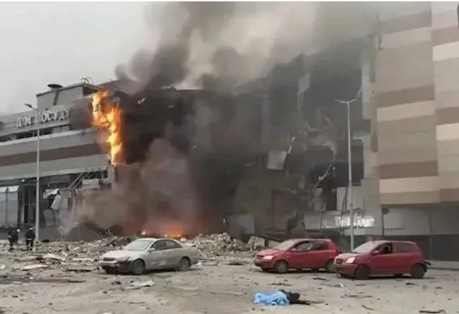 俄罗斯150枚导弹无人机攻击乌克兰，俄军空中战役进攻是怎么组织的？丨大伊万私货