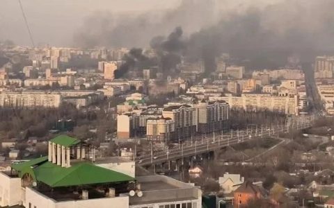 军事 | 俄乌互轰，殃及波兰……