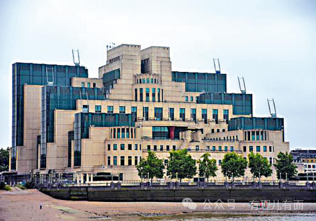 开年谍战大片上演，中国爆改“007”剧情！