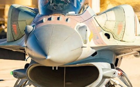 70年的军力小霸王为何一夜垮塌？