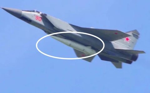 俄罗斯150枚导弹无人机攻击乌克兰，俄军空中战役进攻是怎么组织的？丨大伊万私货