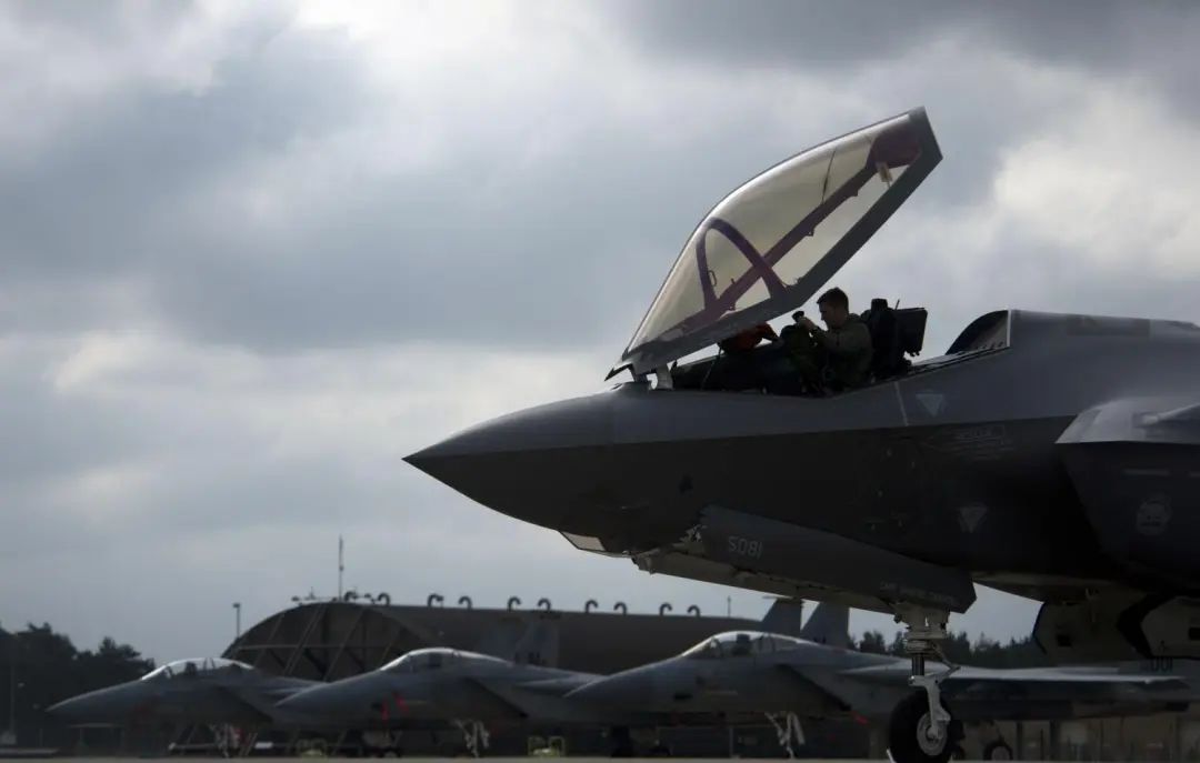 深度 | 刚刚，形势全面逆转，俄乌战场出现重大变数！