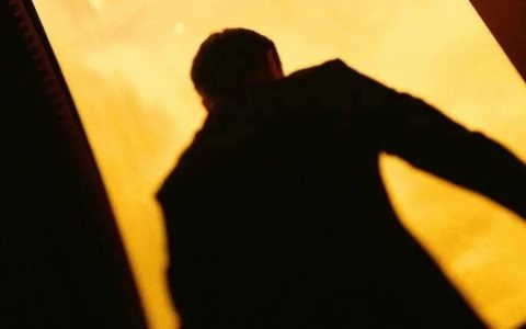 又一巨头业绩爆雷！创始人不想要了，卖身印尼大亨