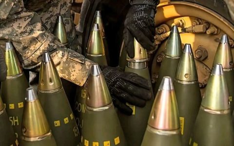 乌克兰的炮弹，这次是真的没了