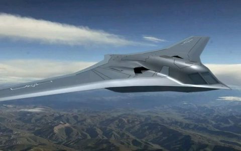 新隐身轰炸机对决！中国轰-20力压美国B-21