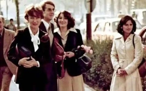 美伊从盟友变仇敌！伊朗变天45周年（较长）