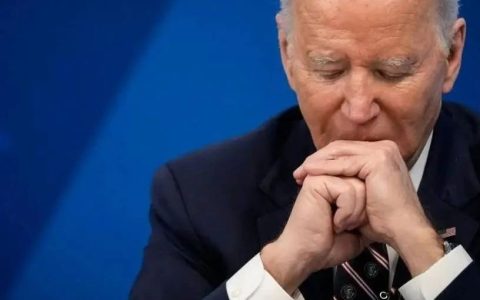 随笔 | 不堪以色列的凌辱！美国造反了！霸权从这里开始坍塌