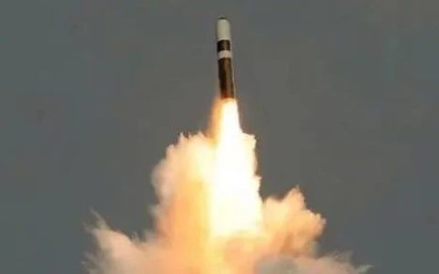 刚刚，又搞砸了