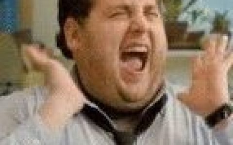 被电车“白菜价”吓到的欧美，假装被轮胎吓到