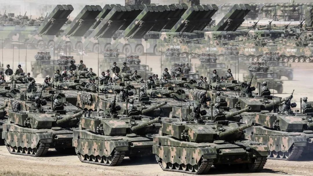 没有新坦克，也没有新火箭炮！号称世界第一的中国陆军，钱花哪了