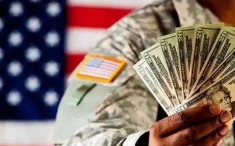 被中方逼到无奈，美军费超万亿美元?