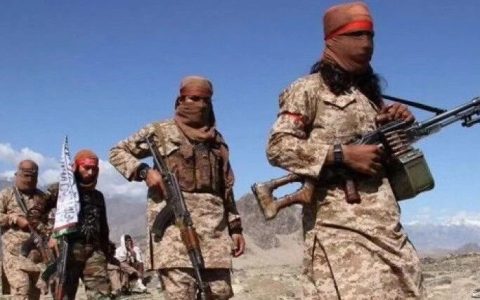 我们的这两个邻国，突然翻脸打起来了