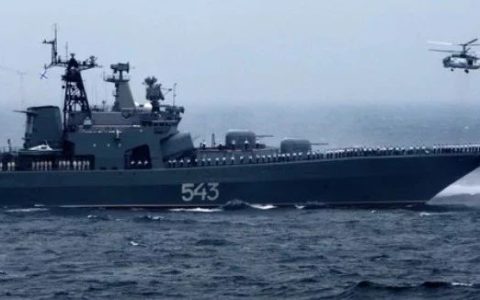 旧秩序崩塌的前夜，压箱底的都开始往外掏了