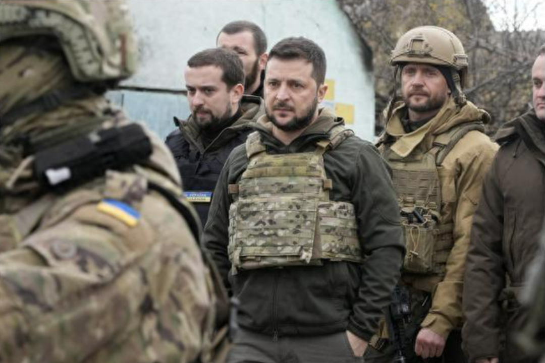 法国俄罗斯合谋，摘美国桃子！