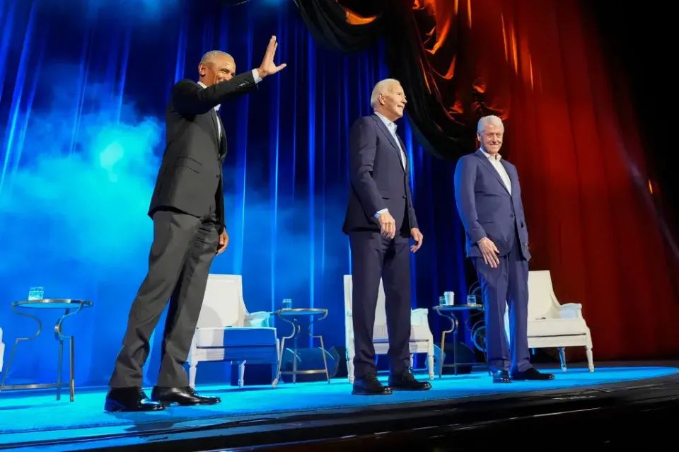 两位前总统齐上阵，再不出手“懂王”就赢了？