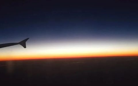 波音的衰弱，两个美国的矛盾