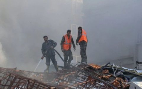 一觉醒来，中东发生严重“炸馆”事件