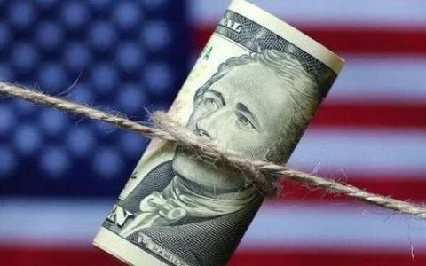 刚刚，一个危险信号传来