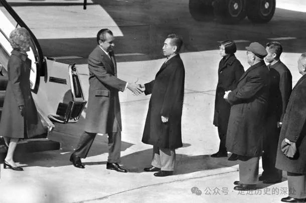 西方害怕一个强大的中国吗？