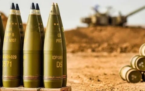 搬起石头砸烂自己脚！欧洲哭诉：中国“卡脖子”，炮弹大幅减产