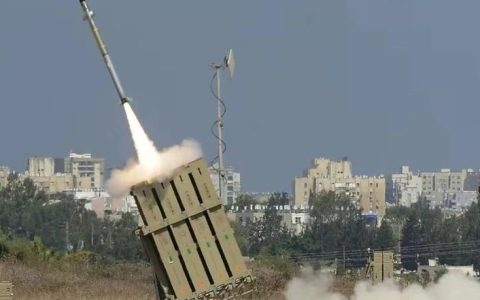 最强报复结束！2小时打光13亿，美以英曝巨大损失，伊朗亮出底牌：斩首只需400秒