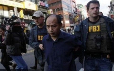 一边鼓吹润美，一边赚中国不配合美国遣返，贱不贱啊!