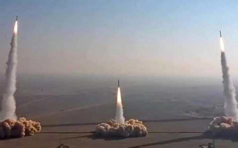 刚刚，致命打击，巨大胜利！