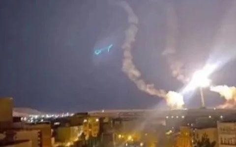 以色列炸的不是伊朗，是美国！