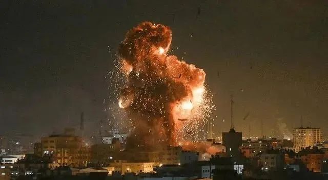 今天，又起大变，帝国的最后狂奔