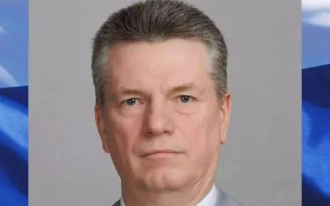 俄国防部干部总局局长，被逮捕