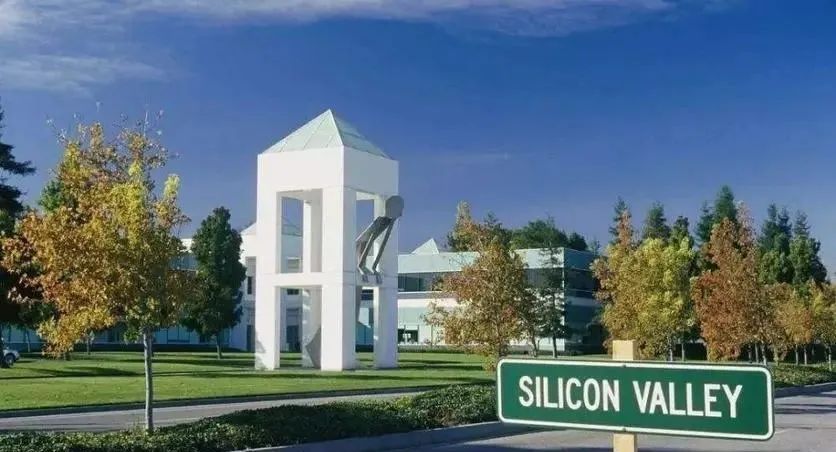 最近，意想不到，又一桩搞笑事