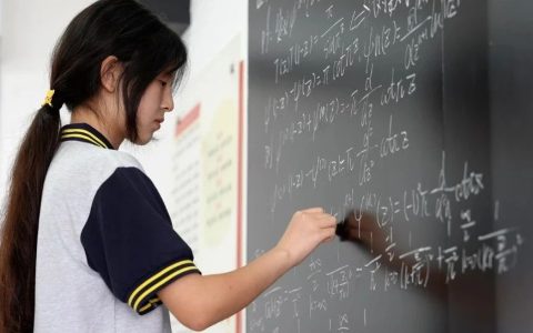 天才少女姜萍遭捧杀？事情开始反转！