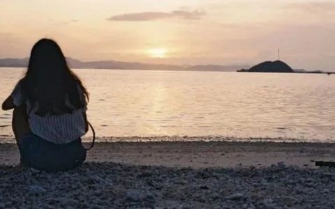 金融人就是不一样，跳个楼还能上热搜