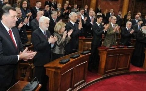 以色列总理来美，美国兴起了九个等级的鼓掌文化