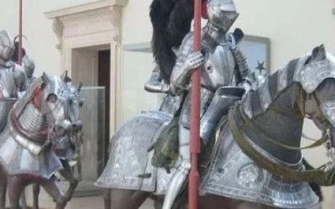 现代武器的形态，决定了人民群众的地位必须很高