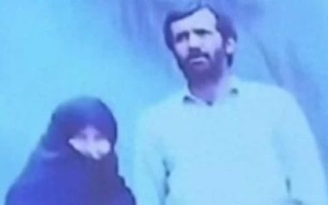 伊朗，可愁死个喵了，哭有什么用啊！