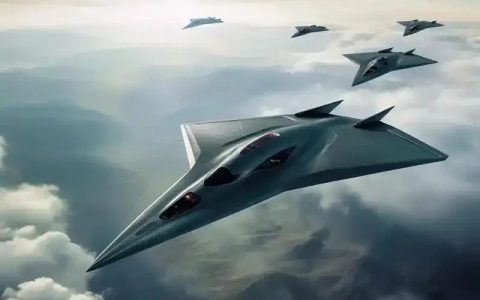 新式武器陆续曝光后，俄称中方工业实力变战斗力，军备竞赛令美军忌惮