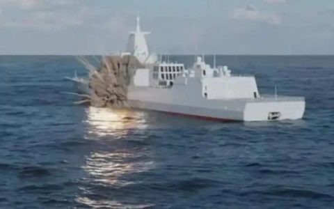 解放军兵推中美海空战，美军10枚隐身导弹，能击沉一艘055大驱？