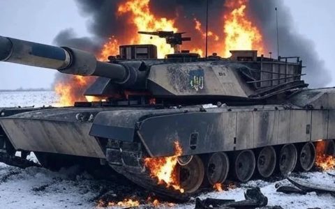 库尔斯克：乌82旅被击溃，大量被俘！