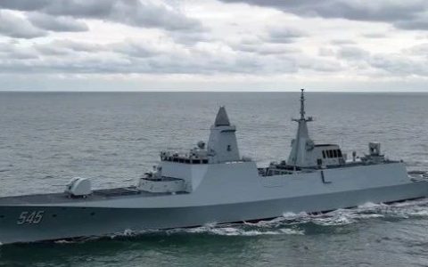 054B正式服役一说一下均衡型护卫舰