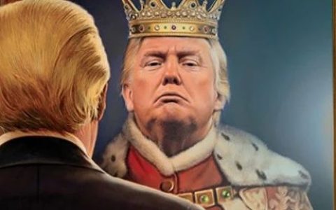 特朗普得意极了