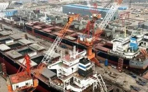 中国废弃船厂5个月重启，产能超过整个美国，美军这仗还怎么打？