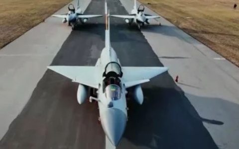 欢呼吧！埃及空军已接收歼-10CE！创超快交付记录