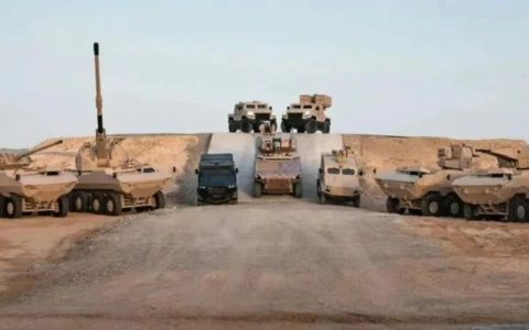 中东土豪出手了，这款“自主研制”大杀器领先全球，东大暗笑不语