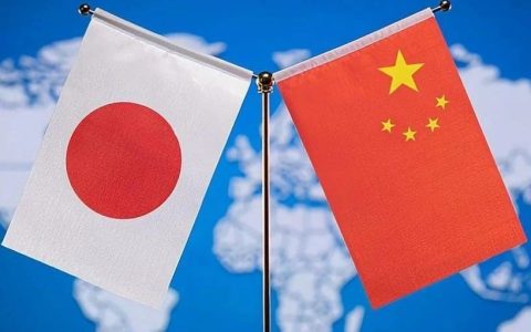 日本介入中美科技战，将42家中国企业纳入黑名单，封锁芯片技术
