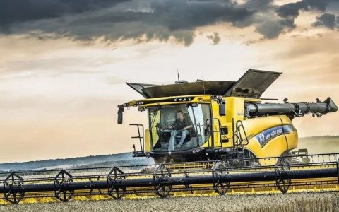 这场贸易战，美国农民先扛不住了！