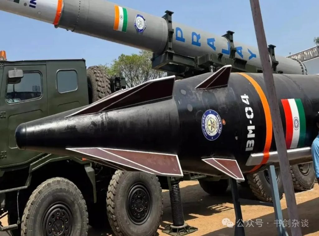“印度版东风-17”？印度公布第2款高超音速导弹，精度30米，8000万美元一颗，号称也能打航母