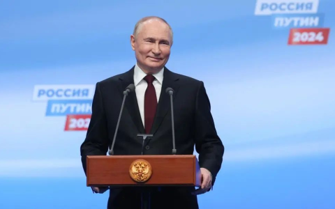 普京总算想明白了，特朗普鼻子被“气”歪了！美国要轰炸伊朗？这一步将改变中东！